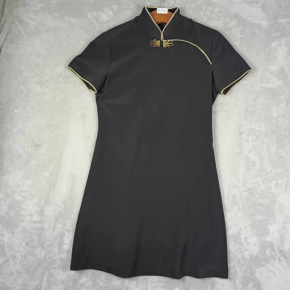 Evan-Picone Cheongsam Dress Womens 12 Black Collar Gold Trim Closure Vintage